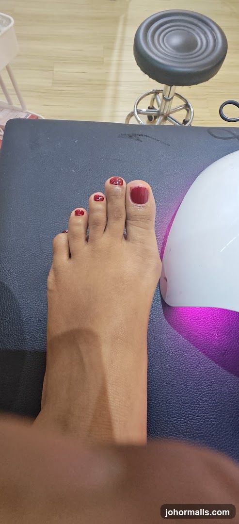 Pedicure Under UV Lamp