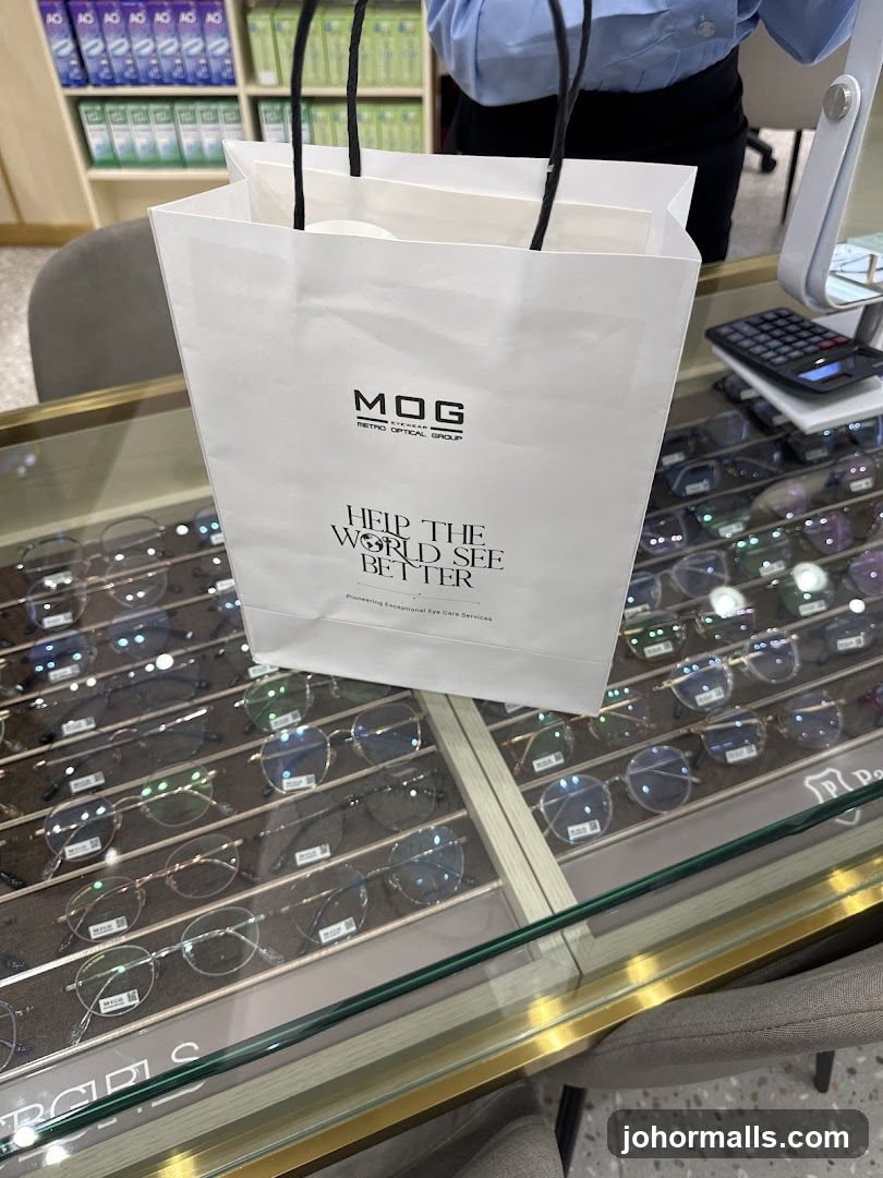 Optical Shop Display