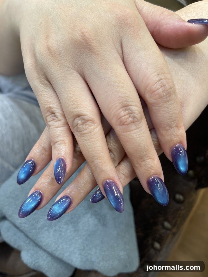 Cat Eye Nails