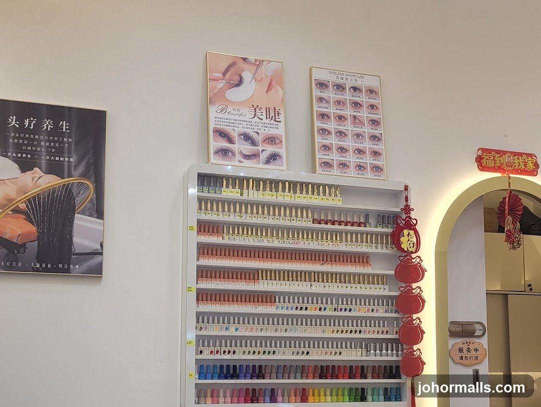 Nail Salon Display