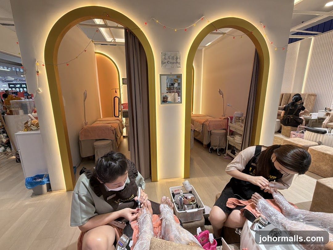 Nail Salon