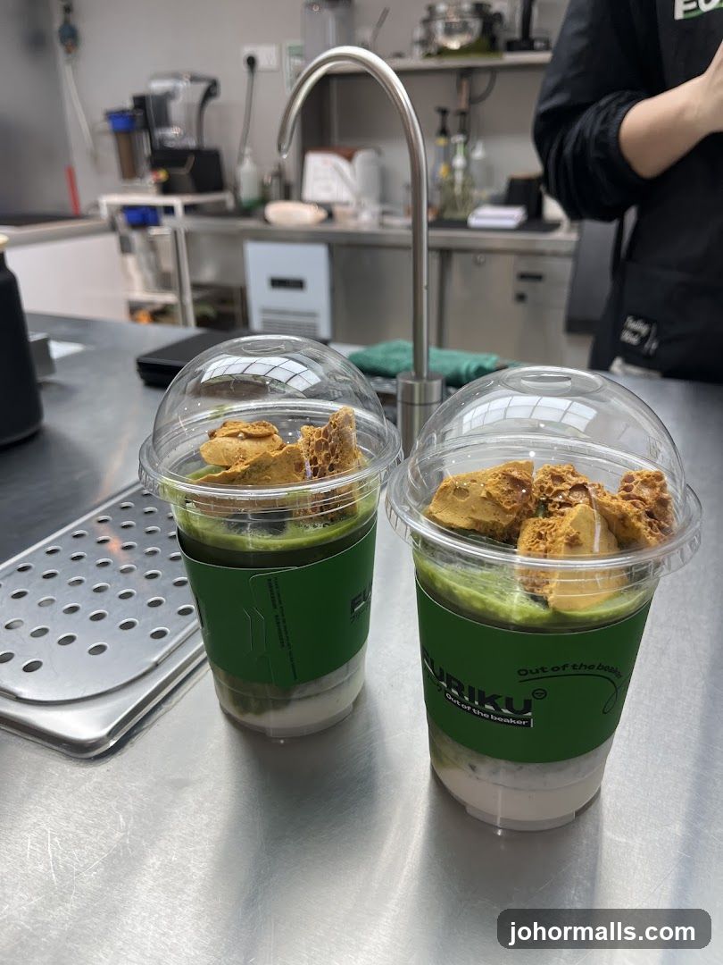 Matcha Drinks with Honeycomb