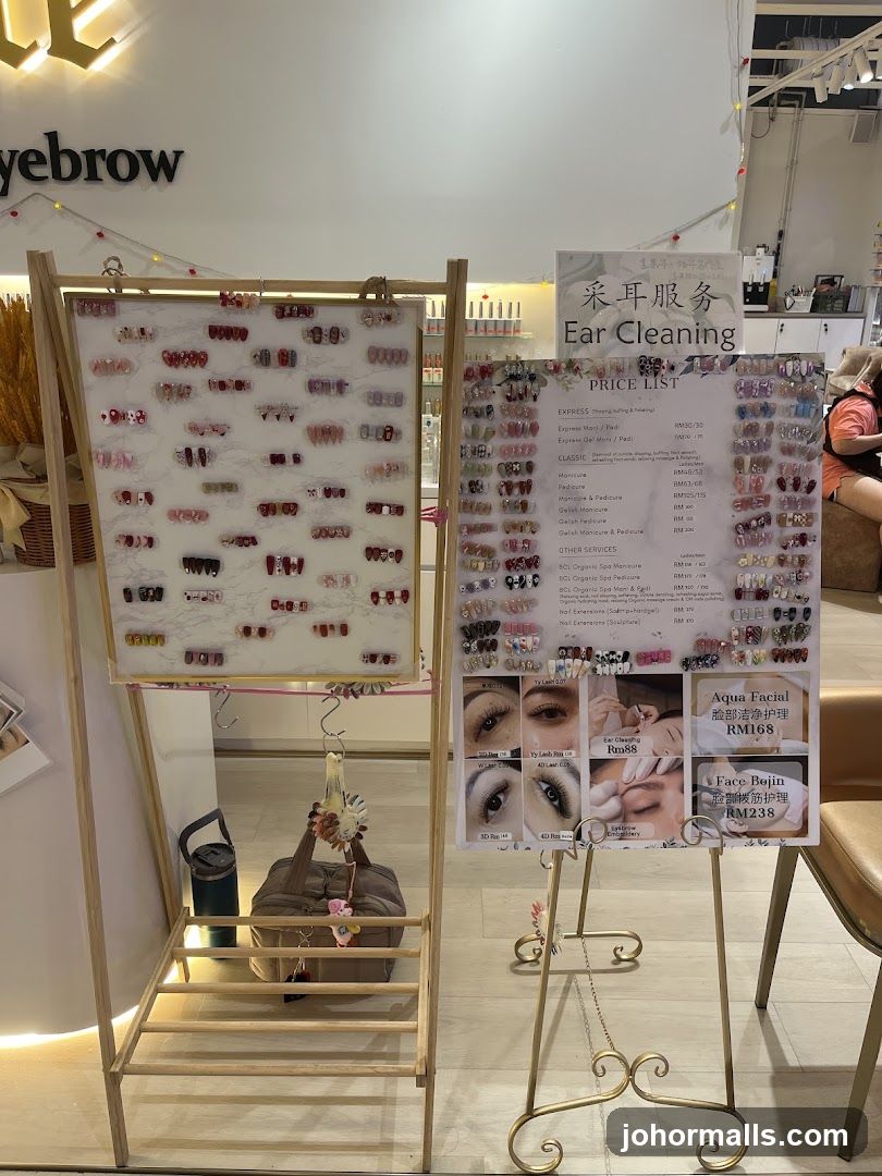 Beauty Salon Display