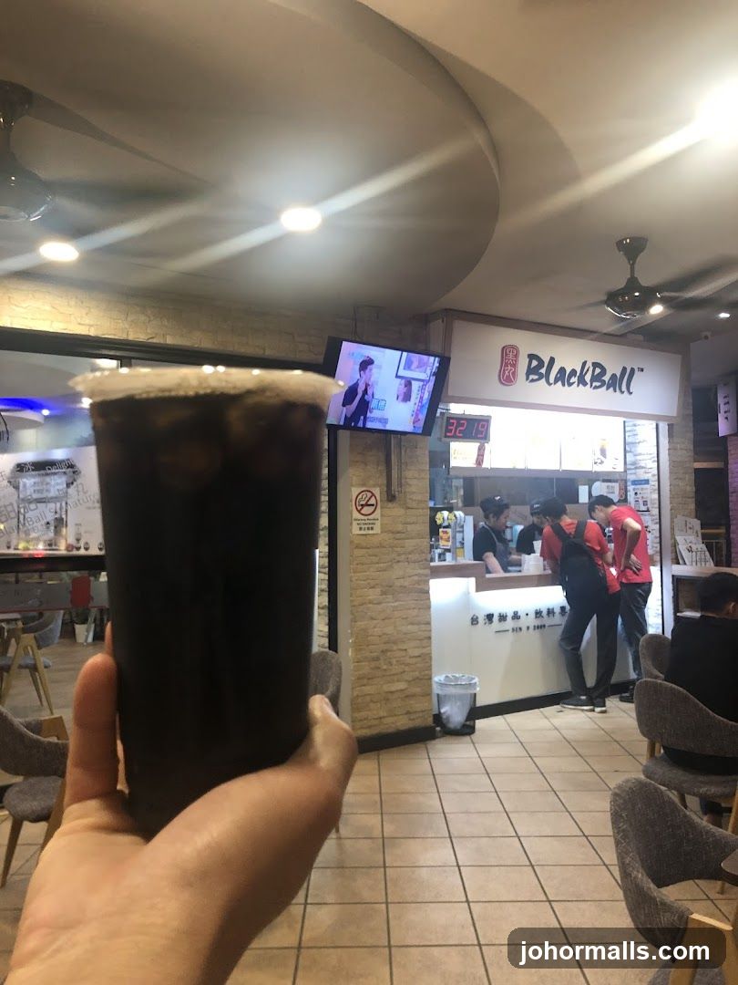 BlackBall Dessert Shop