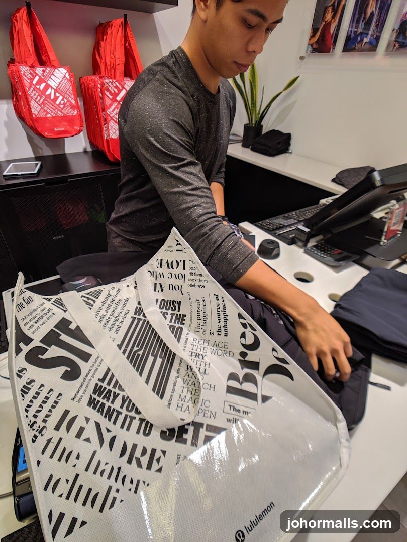 Shopping Bag with Motivational Text