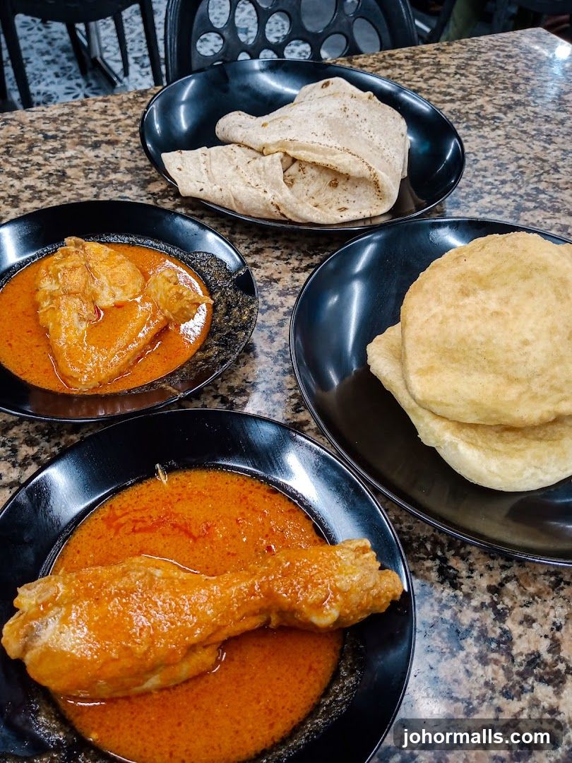 Chicken Curry with Bread