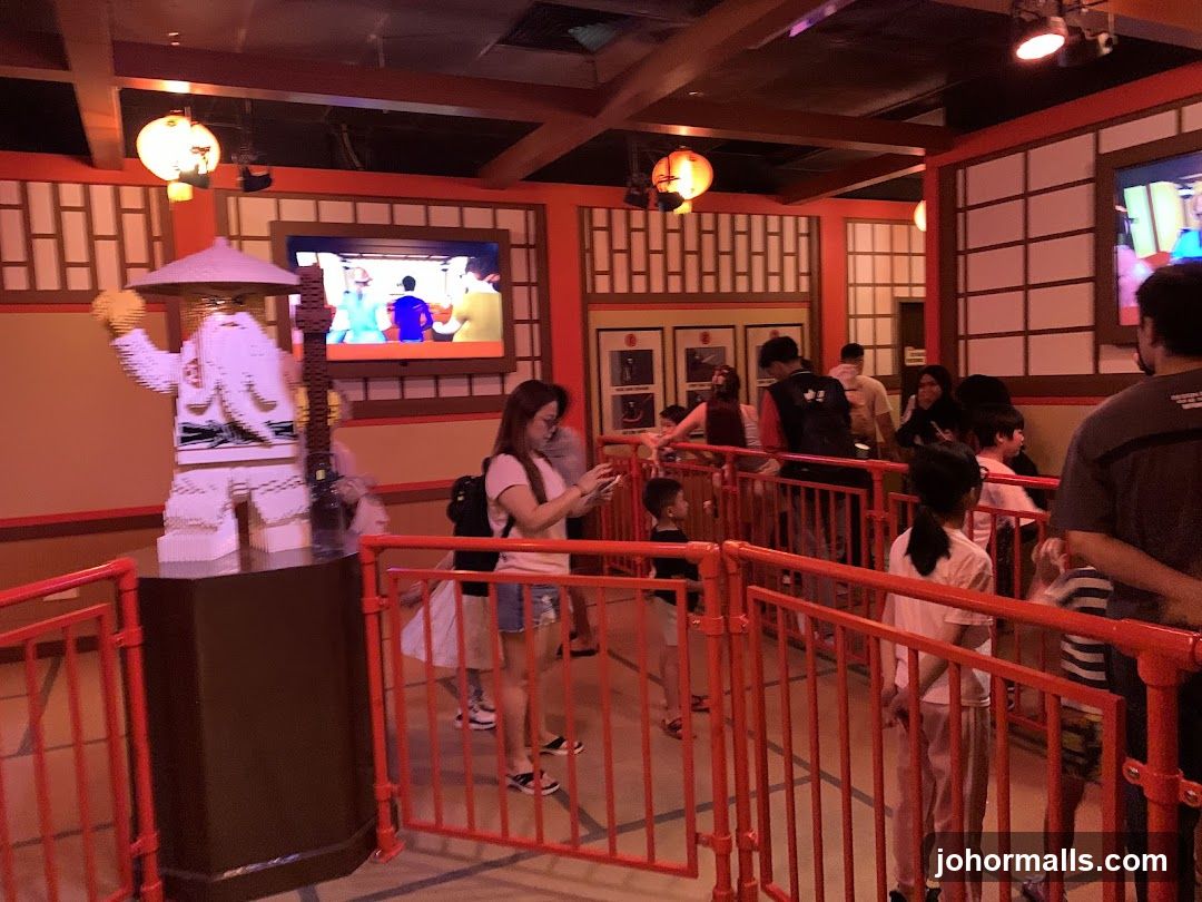 Ninjago The Ride Queue