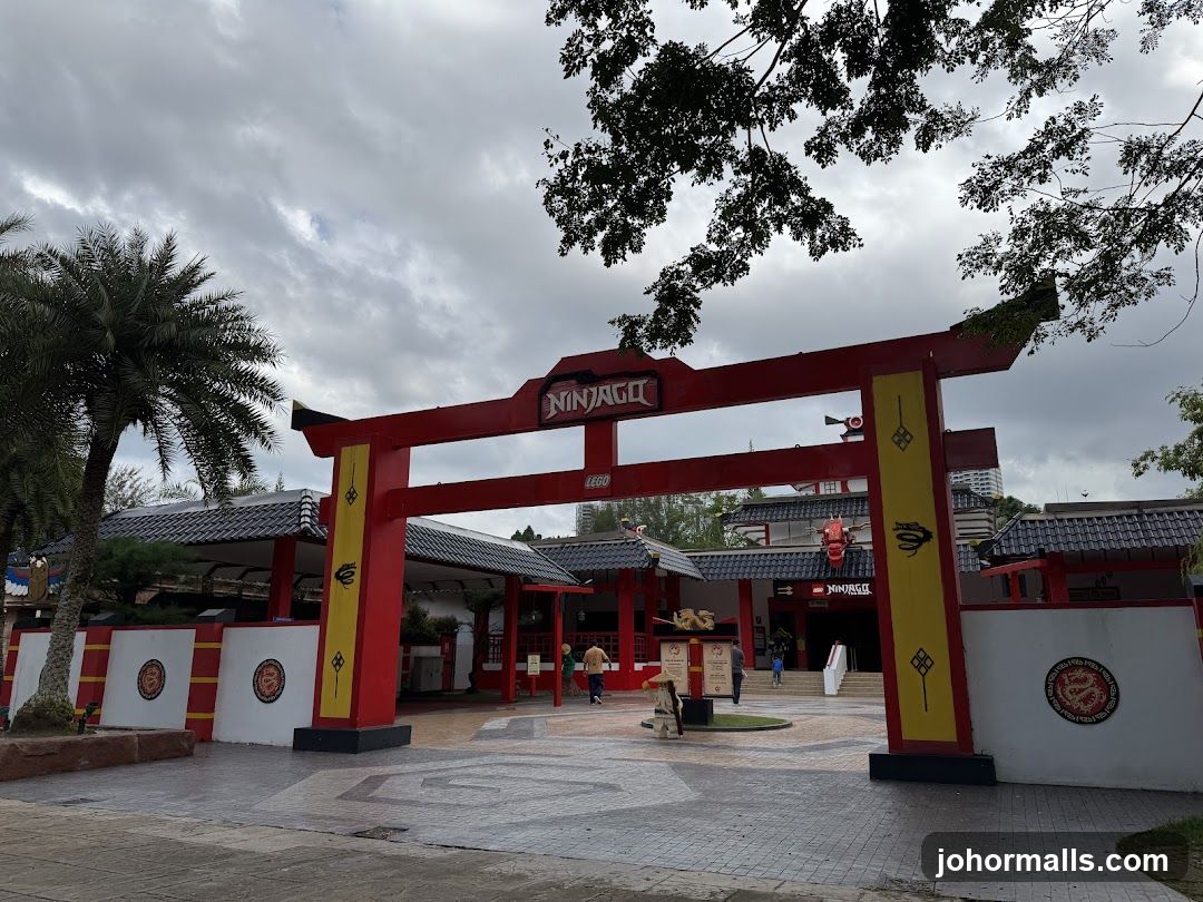 Ninjago Entrance