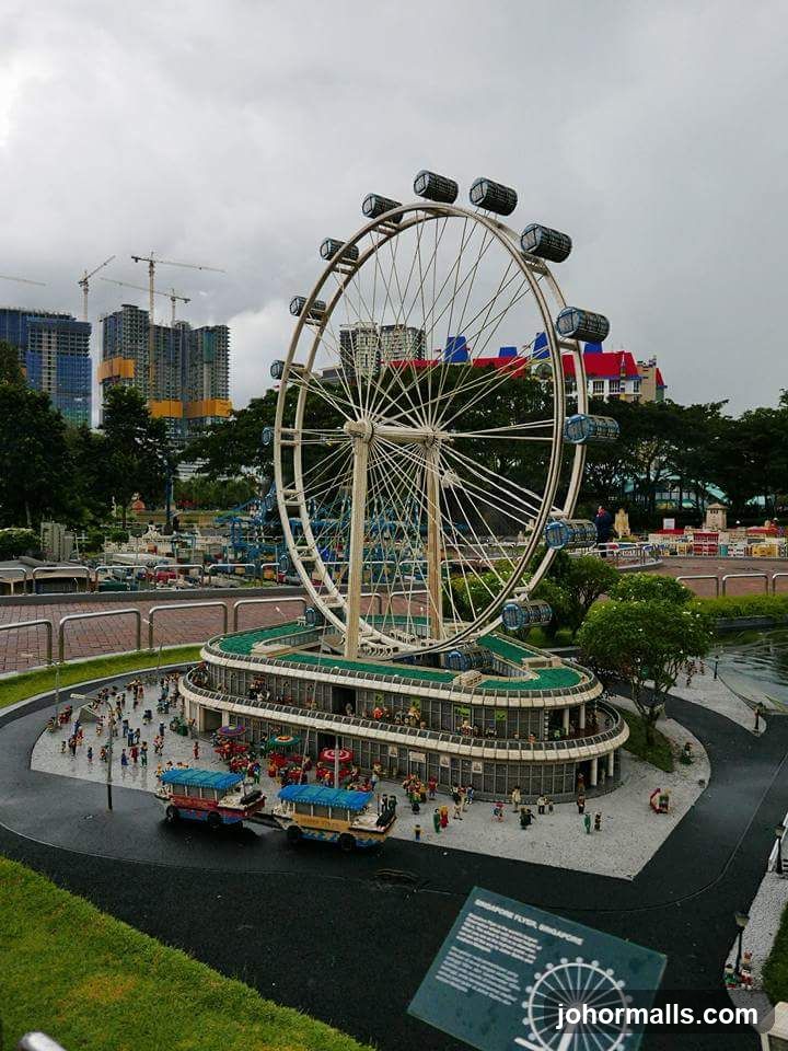 Miniature Singapore Flyer