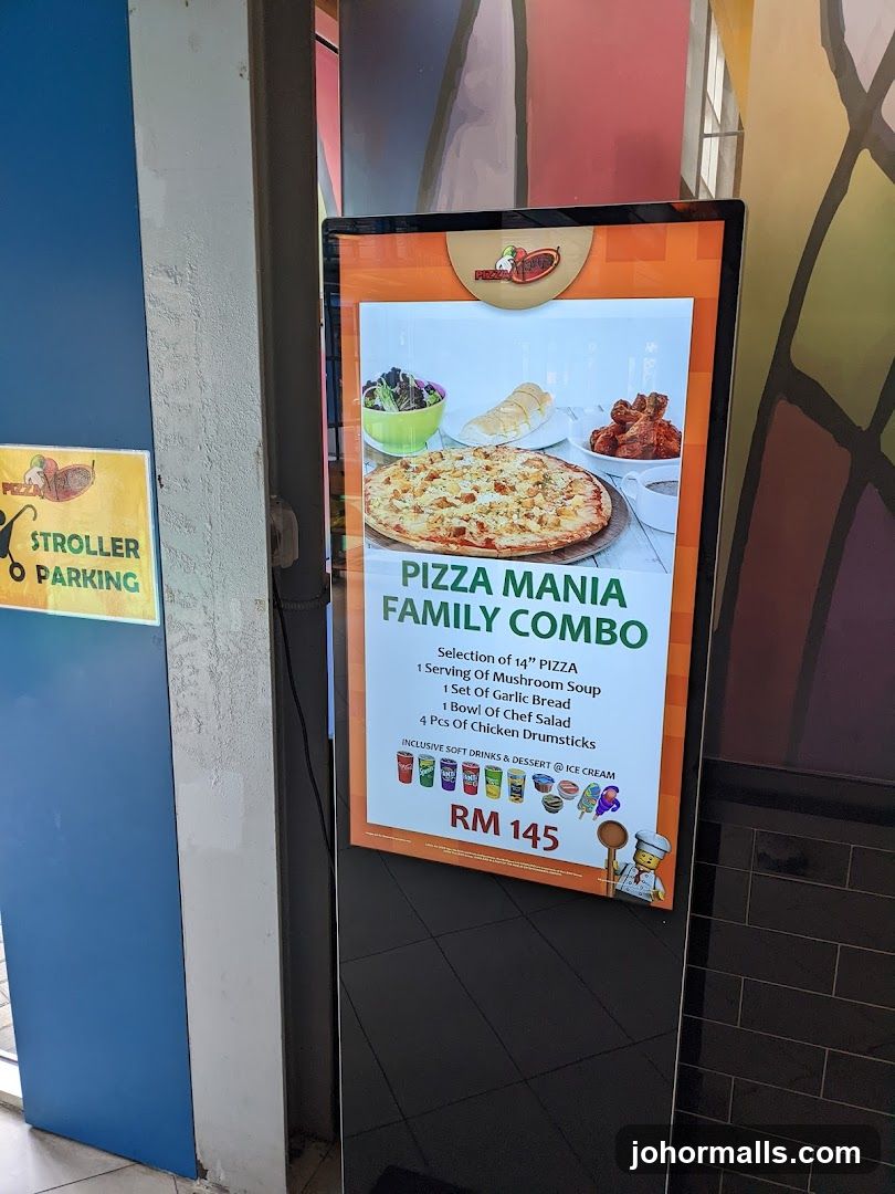 Pizza Mania Family Combo