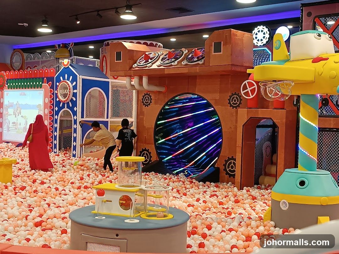 Indoor Playground with Ball Pit