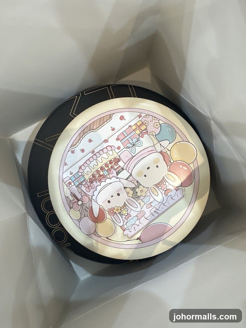 Round tin with cartoon rabbits