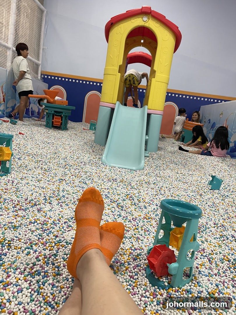 Indoor Playground Ball Pit