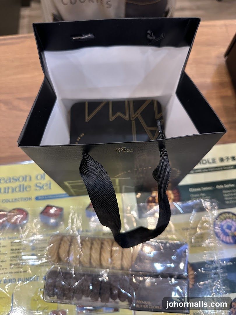 Gift Bag with Cookies