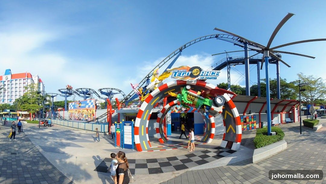 The Great Lego Race Coaster Entrance