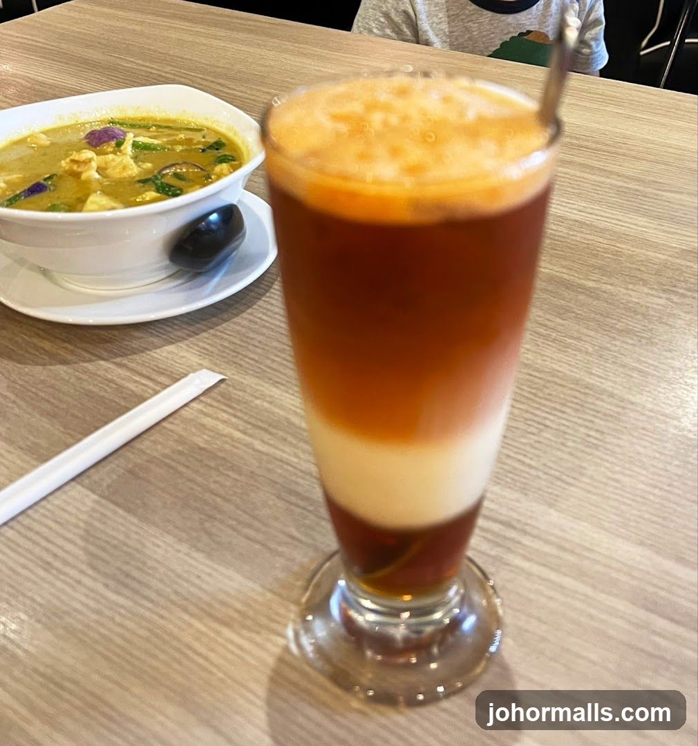 Thai Iced Tea and Green Curry