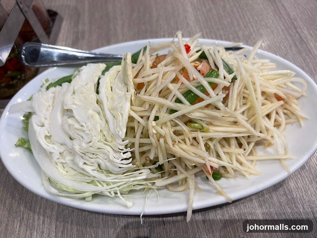Papaya Salad with Cabbage