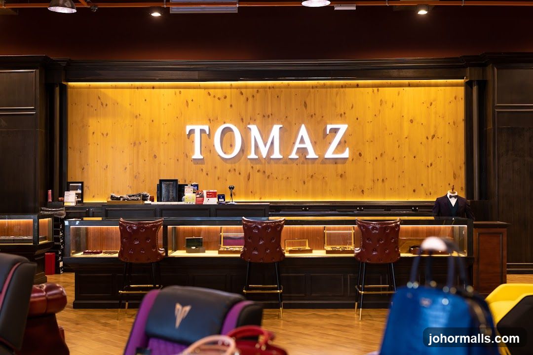 TOMAZ Store Interior