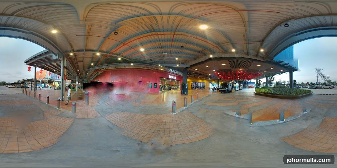 Outdoor shopping mall walkway