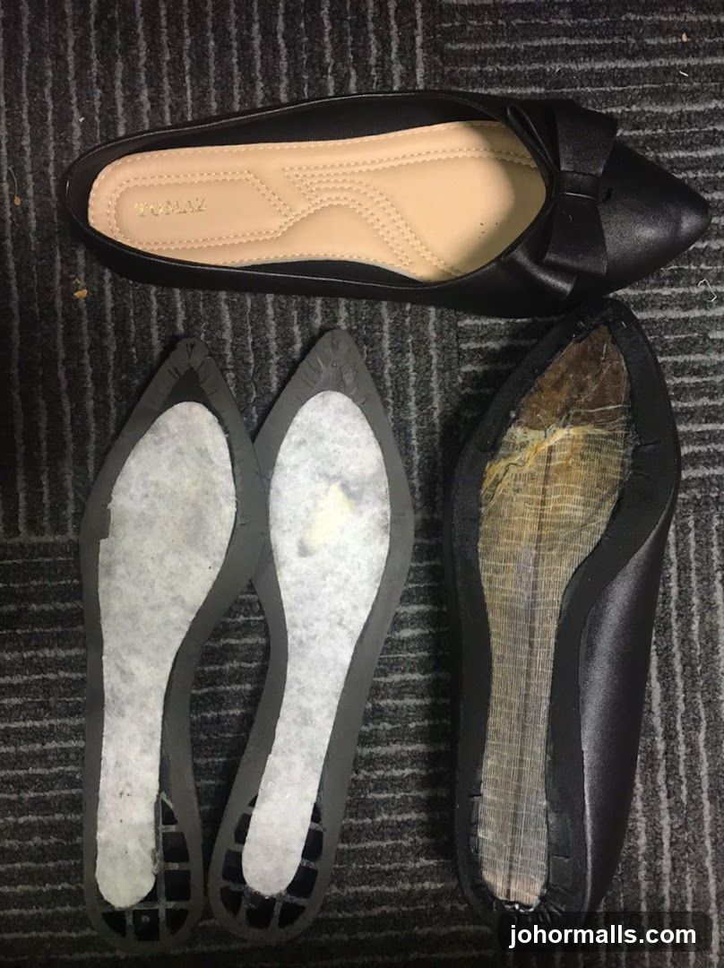 Black Ballet Flats