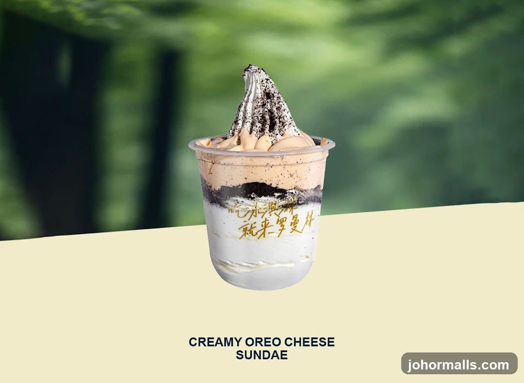 Creamy Oreo Cheese Sundae