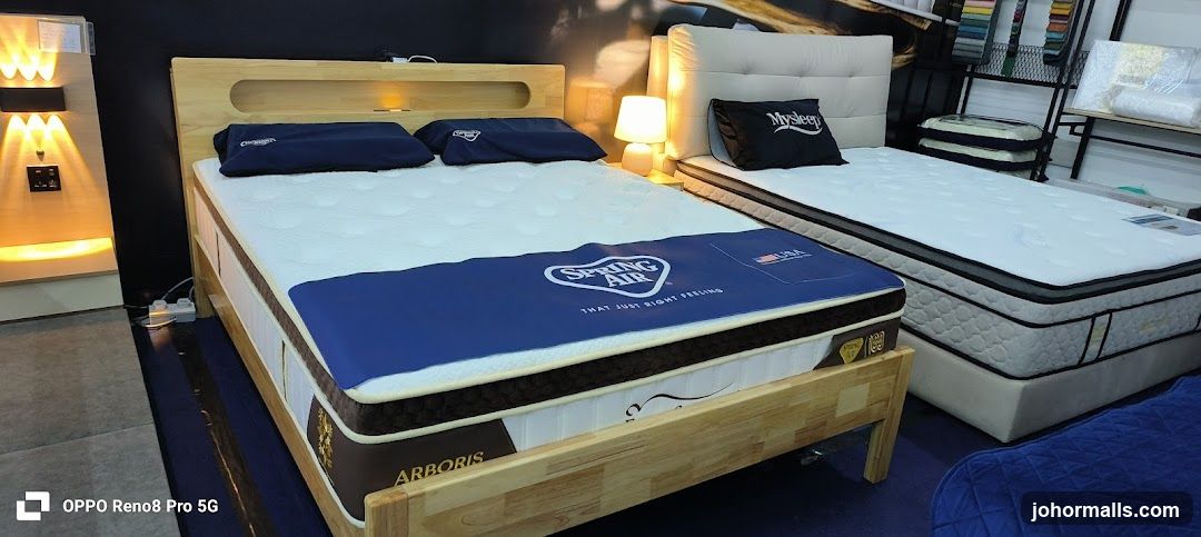 Mattress Store Display
