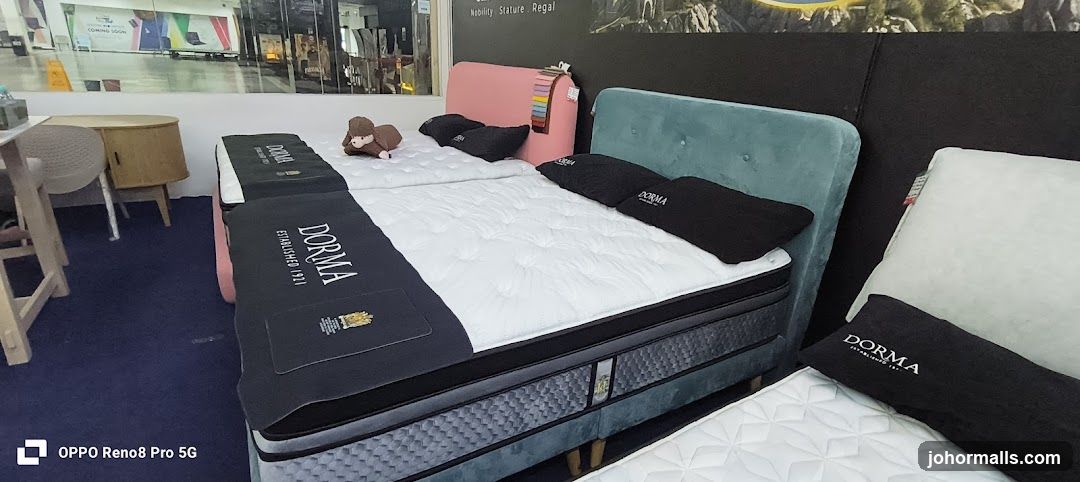 Dorma Mattresses Display