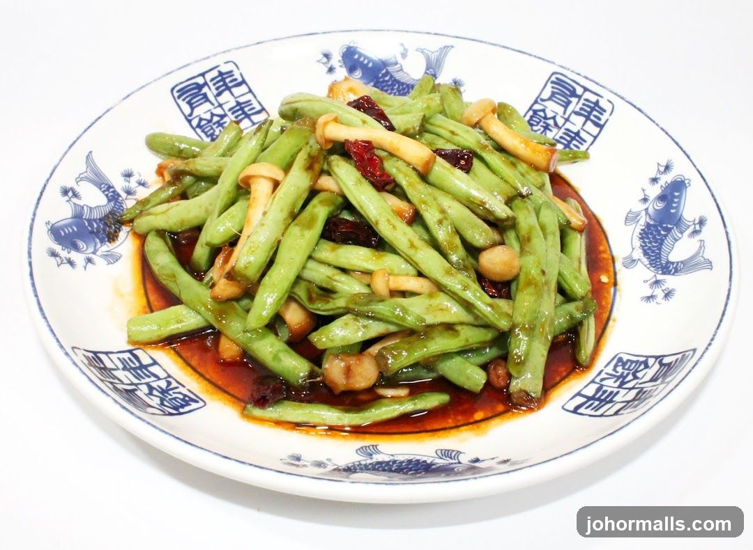 Stir-fried Green Beans with Mushrooms