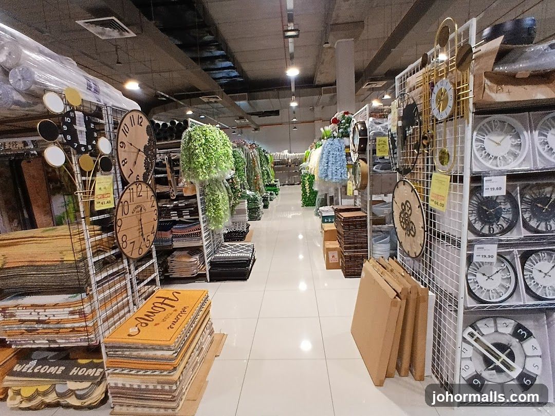 Home Decor Store Aisle