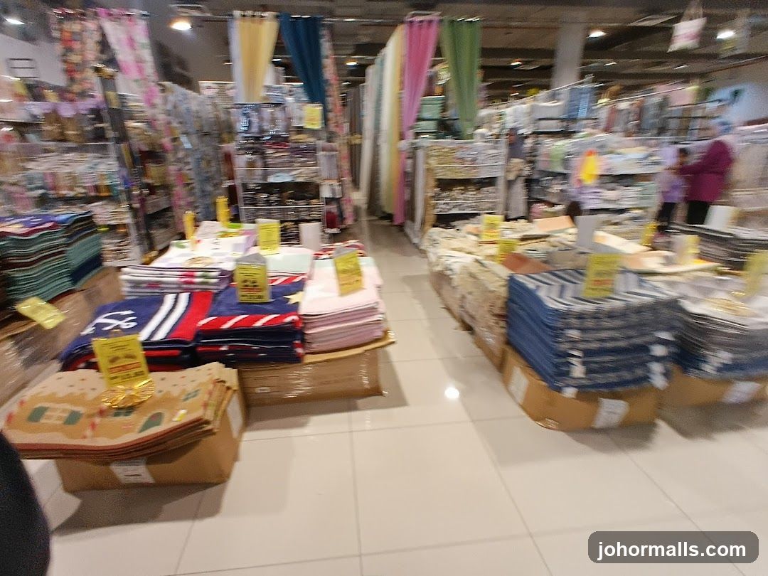 Home Goods Display