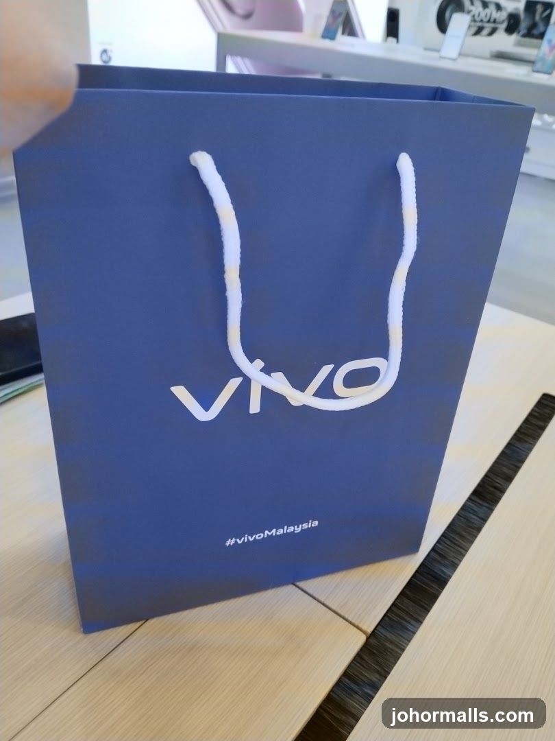 vivo Concept Store Sutera Mall