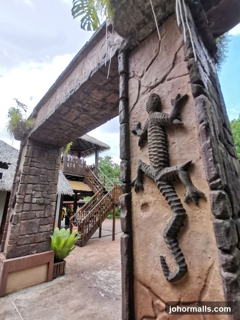 Jungle-themed Archway with Lizard Sculpture