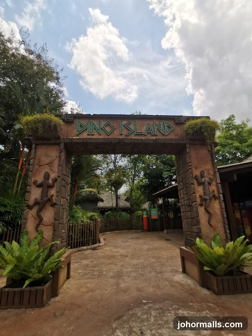 Legoland Dino Island