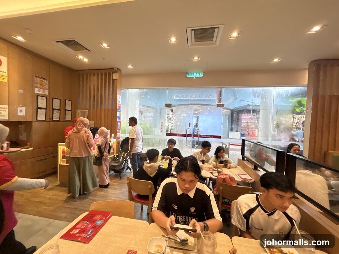 Diners at a Restaurant