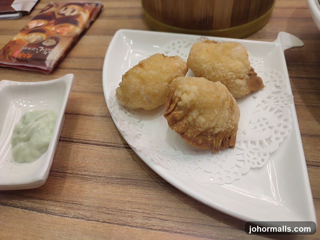 Fried Dumplings with Dip