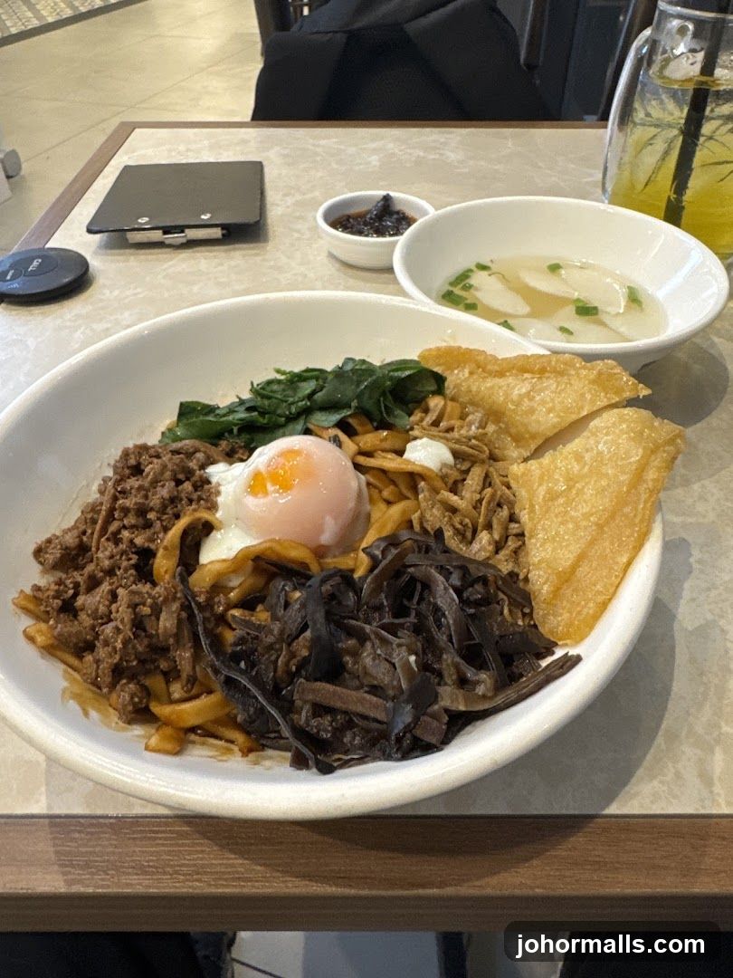 Noodles with Toppings