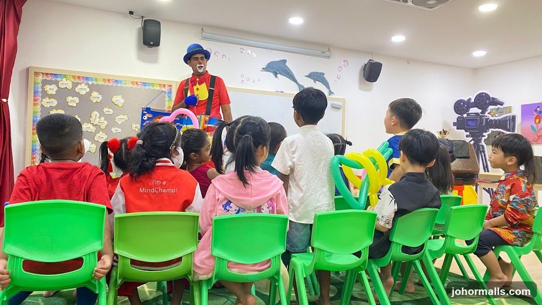Clown Entertaining Children