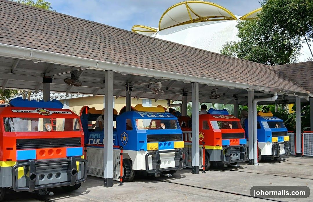 Lego-themed ride vehicles