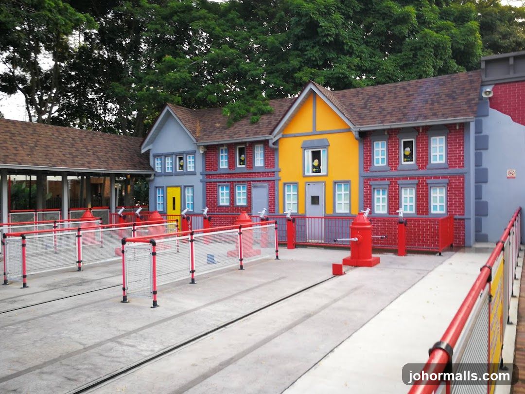 Amusement Park Ride Area