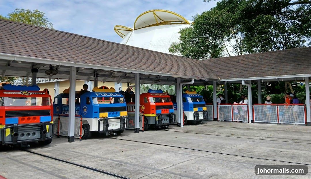 Amusement Park Ride Vehicles