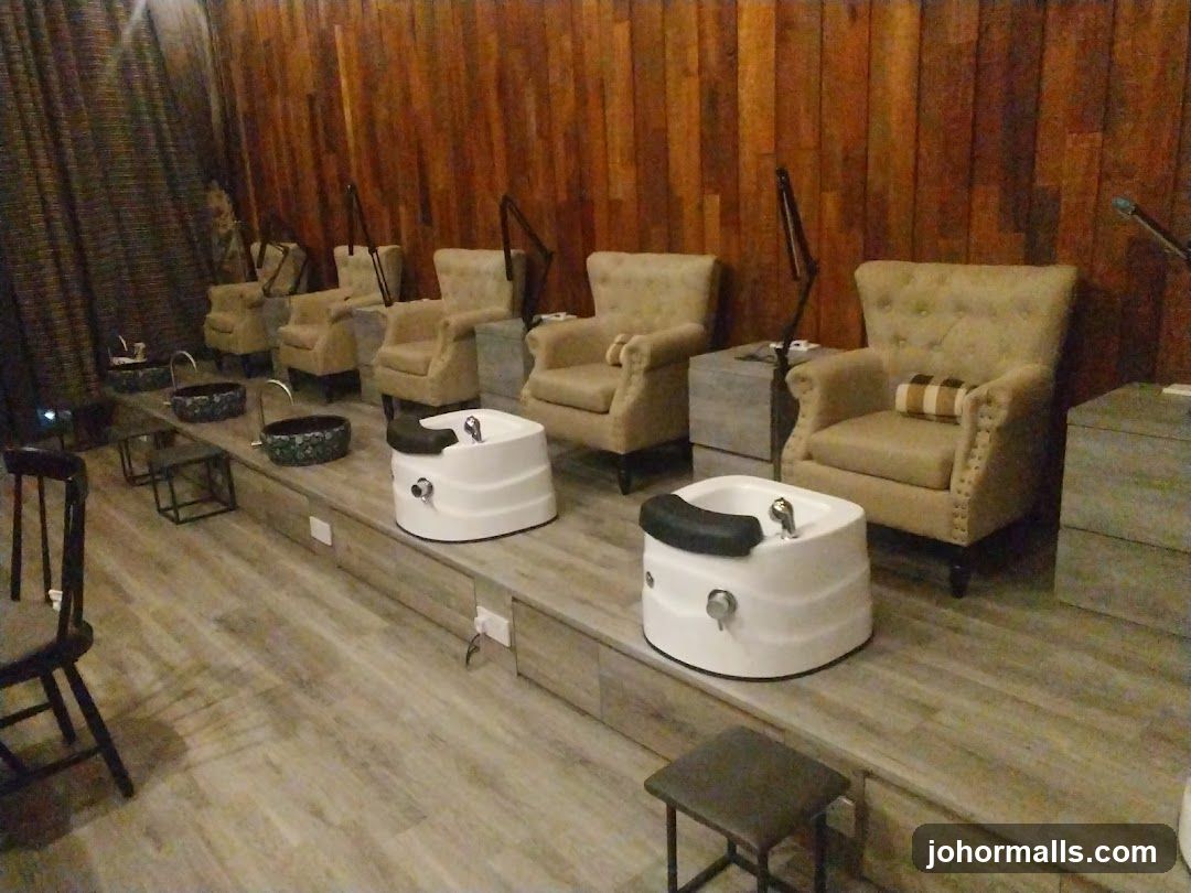 Pedicure Chairs and Foot Baths