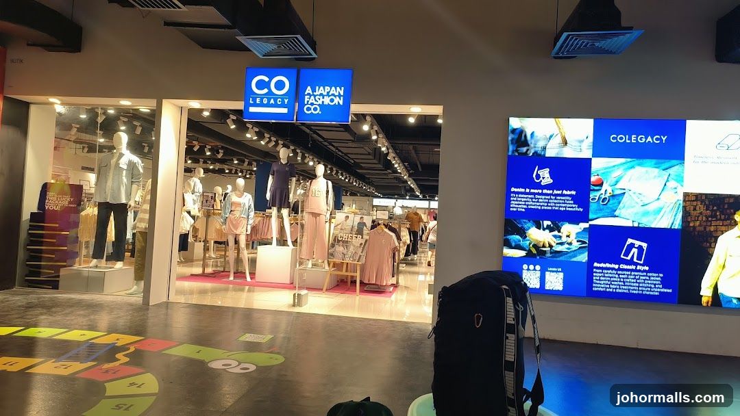 Fashion Store Entrance