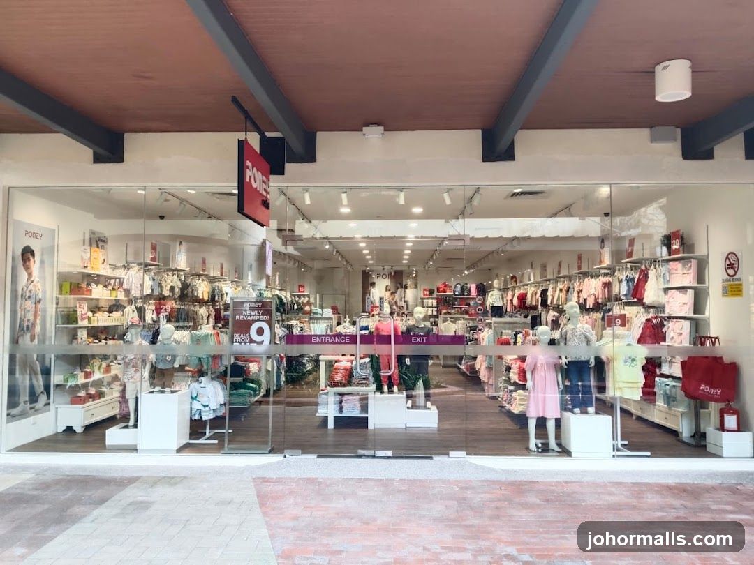 Poney Store Entrance