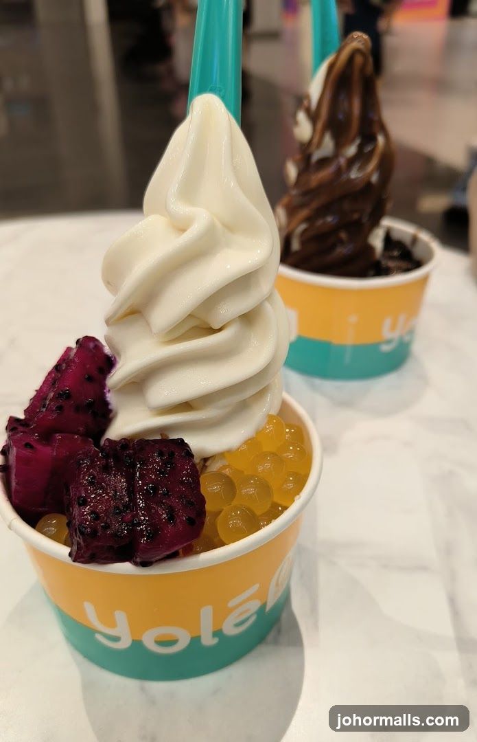 Yolé Frozen Yogurt