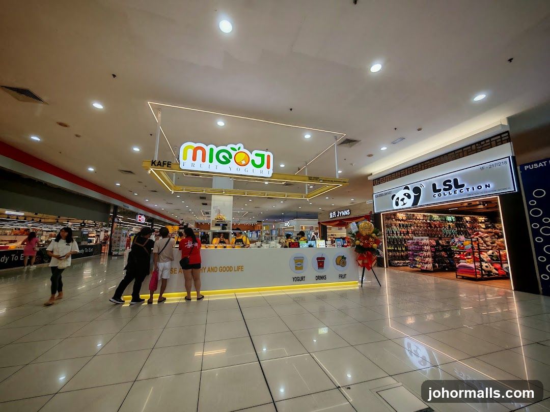 MigoJi Fruit Yogurt Stall