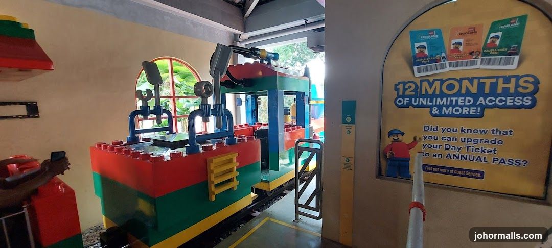 Legoland Annual Pass Advertisement