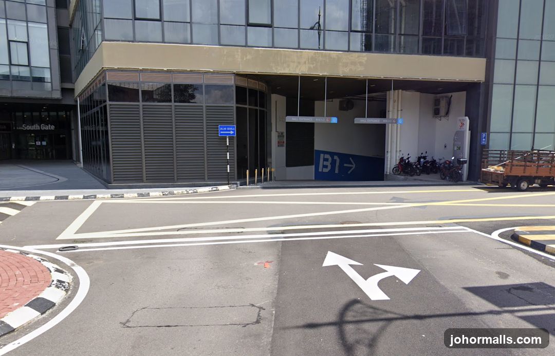 R&F Mall Parking Entrance