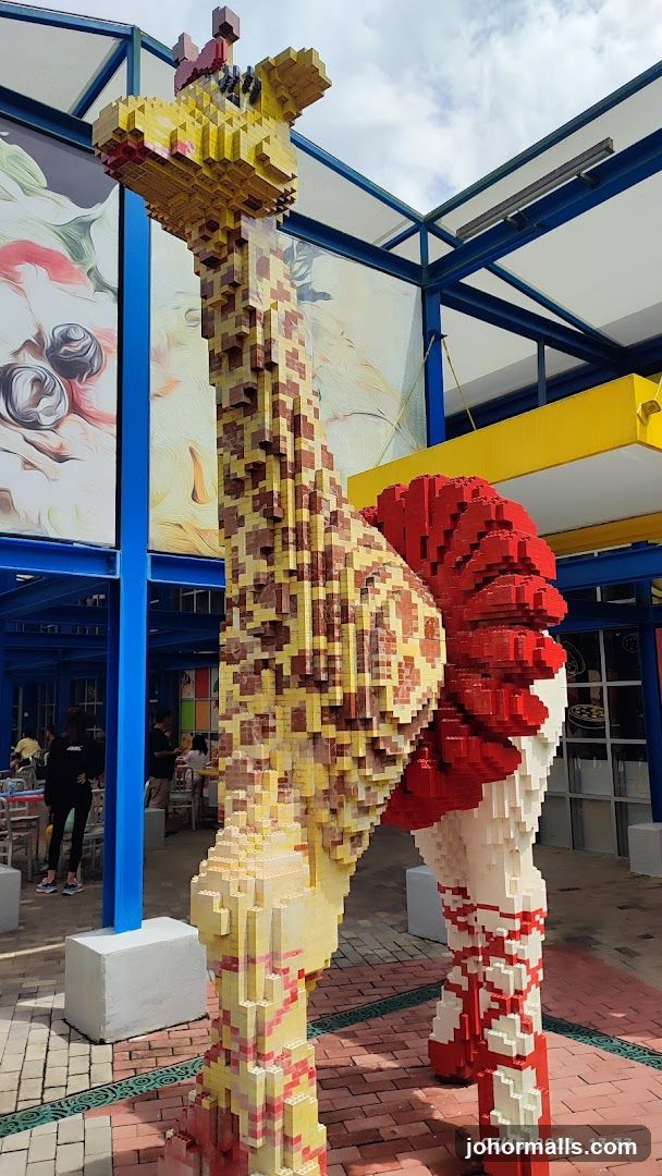 Lego Giraffe Sculpture