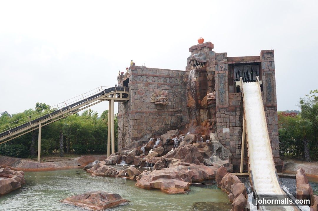 Water Ride Attraction