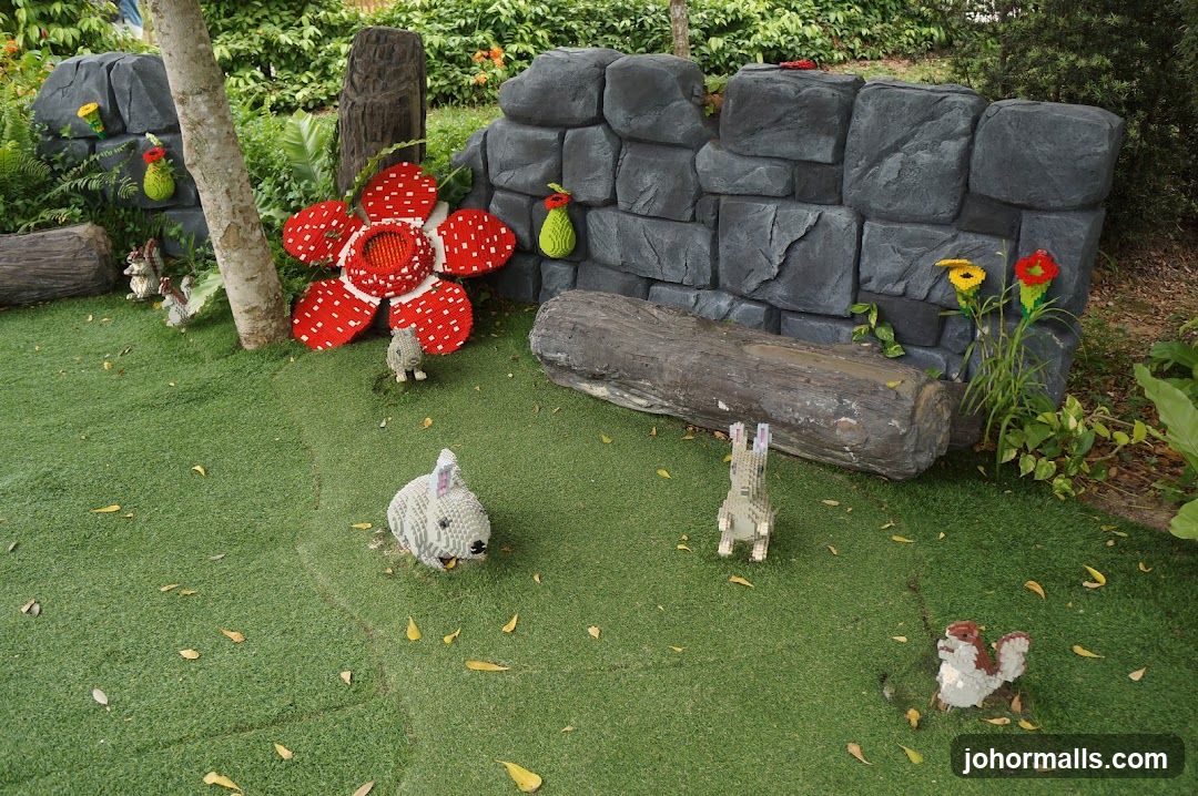 Lego Garden Display